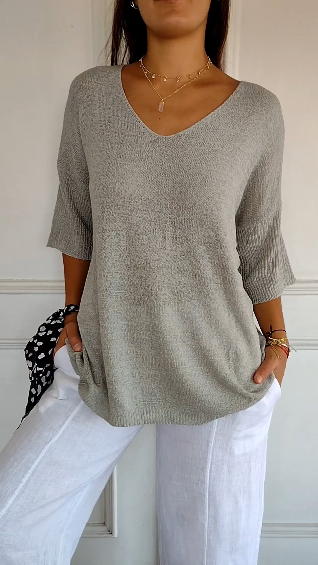 Danielle | Knit Top with V-neck