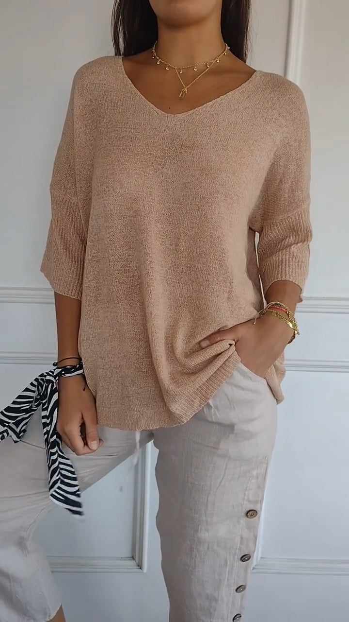 Danielle | Knit Top with V-neck